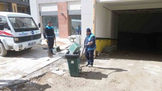 Akpınar Çarşısında temizlik çalışmaları başladı