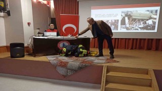 Alaplıda deprem farkındalığı semineri düzenlendi