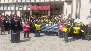 Aliağada eğitimcilerden şiddete karşı ortak tepki