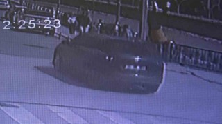 Amasyada otomobilin çarptığı motosikletli havada takla attı