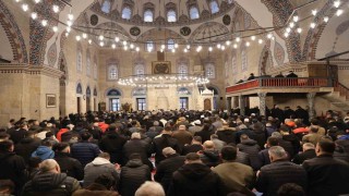 Amasyada Sultan II. Bayezid Camiinde bayram namazı kılındı