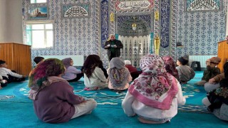 Anaokulu öğrencileri Fatih Camiini ziyaret etti