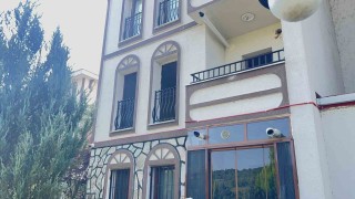 Annesi ve anneannesini baltayla parçalara ayıran sanığa iki kez müebbet