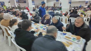 Antakya Belediyesi, Ramazan ayı boyunca her gün bin kişiye iftar veriyor