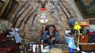 Antikacılardan antika tutkunlarına uyarı: Her eski antika değil