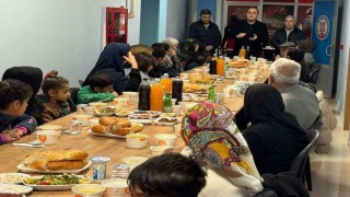 Arabanda öksüz, yetim çocuklara iftar programı düzenlendi