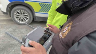 Arnavutköyde drone destekli trafik denetimi: Hatalı sollama yapma ve ehliyetsiz araç kullanımına toplamda 96 bin 314 TL ceza