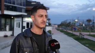Arnavutköyde kamyonun çarptığı araç sahibi faciayı kıl payı atlattı