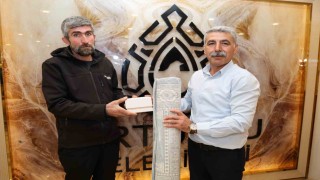 Artuklu Belediyesinden özverili temizlik işçilerine anlamlı ödül