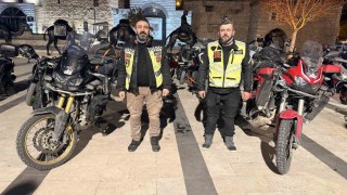Atalarının develerle gittiği umre yolculuğunu onlar motosikletleri ile yaptı