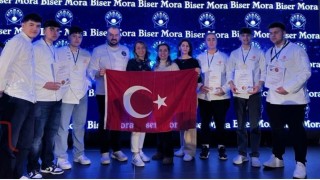 Aydınlı genç aşçılar Avrupa sahnesinde gururlandırdı