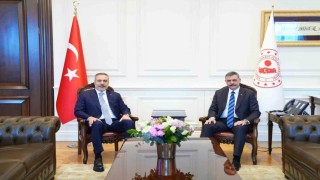 Bakan Fidandan Bakan Çiftçiye hayırlı olsun ziyareti