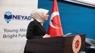 Bakan Göktaş: Çatışmalar, insani krizler ve doğal afetler kadınları ve kız çocuklarını orantısız etkiliyor