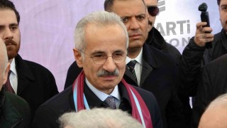 Bakan Uraloğlu: Türkiye, tüm bu karmaşanın içerisinde bir güven adası olarak konumunu güçlü bir şekilde yürütüyor