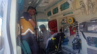 Bakım sırasında tur teknesi alev aldı dumandan etkilenen işçi hastanelik oldu