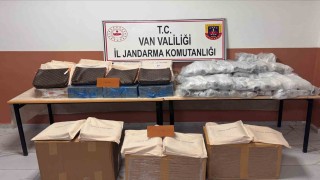 Başkalede 3 milyon 460 bin TL değerinde kaçak eşya ele geçirildi
