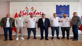 Başkan Günel, Plaj Futbolu Milli Takımının teknik ve idari kadrosunu ağırladı