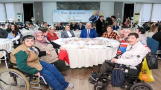 Başkan Pehlivan, Menemenlilerle gönül sofralarında buluştu