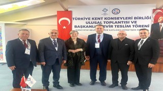 Başkan Tanfer, Belediyelerde Katılımcı Yönetişim paneline katıldı
