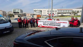 Başkan Ünsal, 8 aydır maaş vermediği işçilerle bayramlaşmak istedi, eylemi duyunca iptal etti