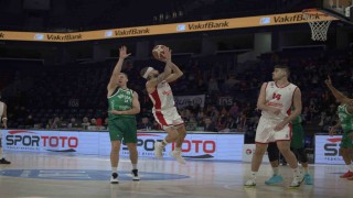 Basketbol Süper Ligi: Bahçeşehir Koleji: 100 - Bursaspor: 61