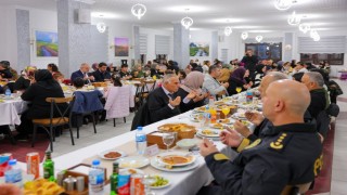 Bayburtta Dünya Yetimler Günü dolayısıyla iftar programı düzenlendi