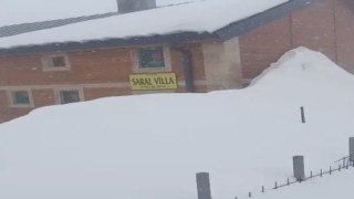 Bayburtta Kılıçkaya Yaylası kar altında kaldı