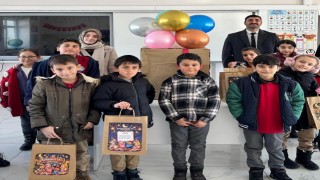 Bayburtta on beşi geleneği iki okulun öğrencilerini buluşturdu