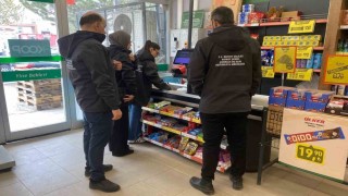 Bayburttaki marketlerde sıfır atık ve poşet denetimi yapıldı