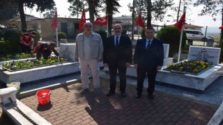Bayram öncesi şehit mezarlarında çalışmalar yapıldı