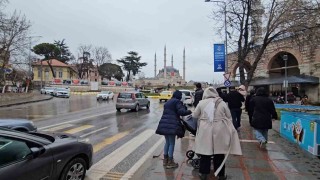 Bayramın ikinci günü vatandaşlar Edirneye akın etti