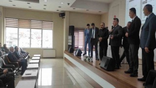 BEUN Rektörü Özölçer, hacı adayları için düzenlenen eğitim seminerine katıldı