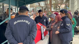 Beylik tabancasıyla intihar eden askeri personel Karabükte toprağa verildi