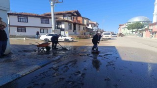 Bilecikte cadde ve sokakları bayrama hazır