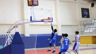 Bilecikte okul sporları basketbol grup müsabakaları sürüyor