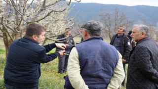 Bilecikte üreticilere gübreleme ve budama kursu