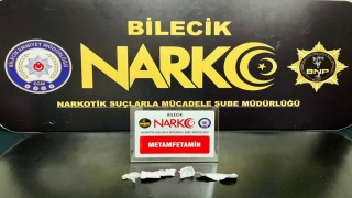 Bilecikte uyuşturucu operasyonu: 2 gözaltı