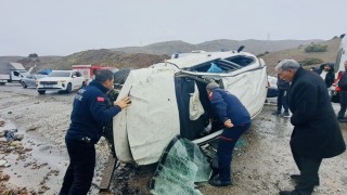 Bingölde trafik kazası : 4 yaralı
