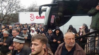 Boluda 37 kişilik umre kafilesi dualarla uğurlandı