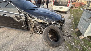 Boluda lüks otomobil ile cip çarpıştı: 4 yaralı