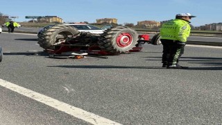 Boluda traktör devrildi: 1 ölü