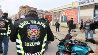 Bozüyükte sivil trafik ekipleri göreve başladı