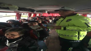 Burdurda otogarda emniyet kemeri kullanımı hakkında bilgilendirme