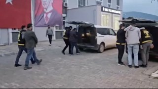 Bursada 3 kişinin yaralandığı çatışmanın failleri yakalandı
