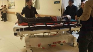 Bursada otomobil park halindeki tırın altına girdi: 1 yaralı