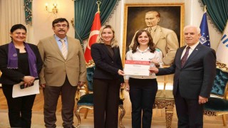 Bursanın rayları kadınlara emanet