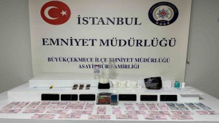 Büyükçekmecede peçete kutusundan uyuşturucu çıktı