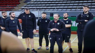 Büyükşehir Basketbol Play-off rakibini bekliyor