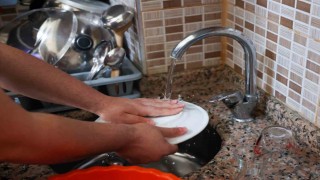 Büyükşehir Belediyesinin üniversite öğrencilerine Can Suyu desteği sürüyor