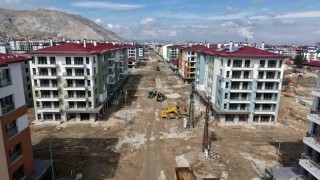 Büyükşehir, Elbistan Hacı Esat Efendi Caddesini 30 milyonluk yatırımla yeniliyor